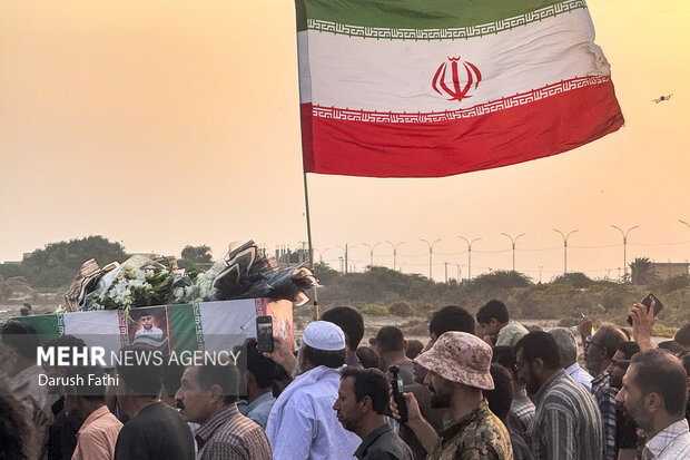 مراسم تشییع پیکر مطهر شهدای سیریک