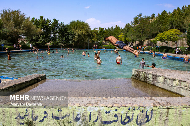 آب‌تنی کودکان در بش‌قارداش بجنورد