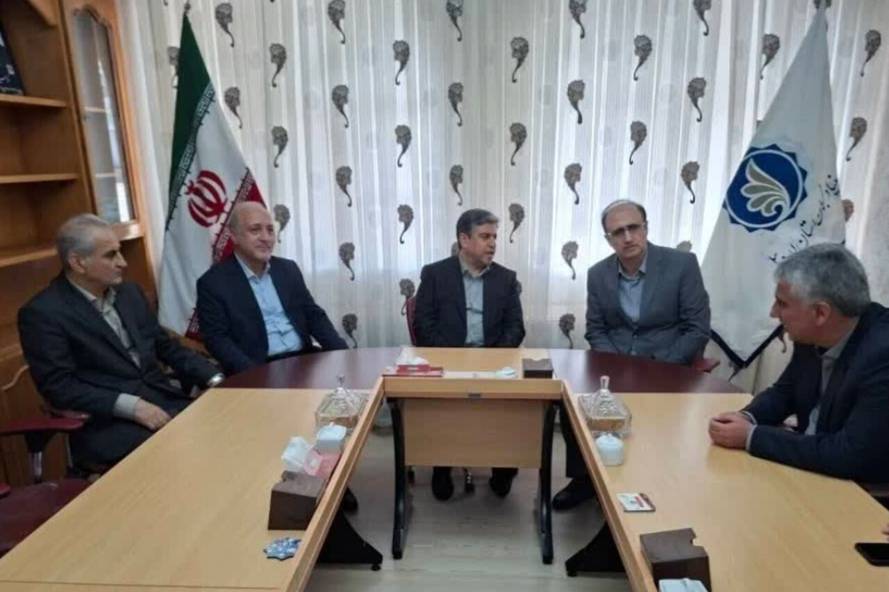 گزارش تحلیلی: ظرفیت نخبگان راهکاری برای حل مسائل و توسعه استان اردبیل است | مهر - کد 068d
