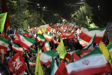 تجمع مردم ایرانشهر زیر سایه خاموشی برق