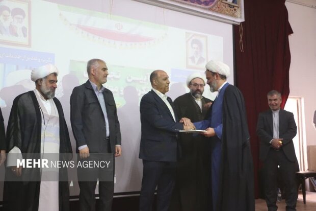 حجتالاسلام خوشکلام امام جمعه جدید جوادآباد شد