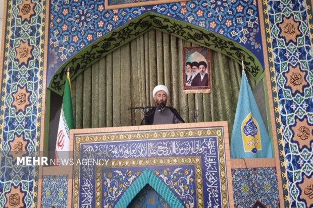 ابراهیمی‌فرد: وحدت کلمه نسخه شفابخش جهان برای صلح جهانی است