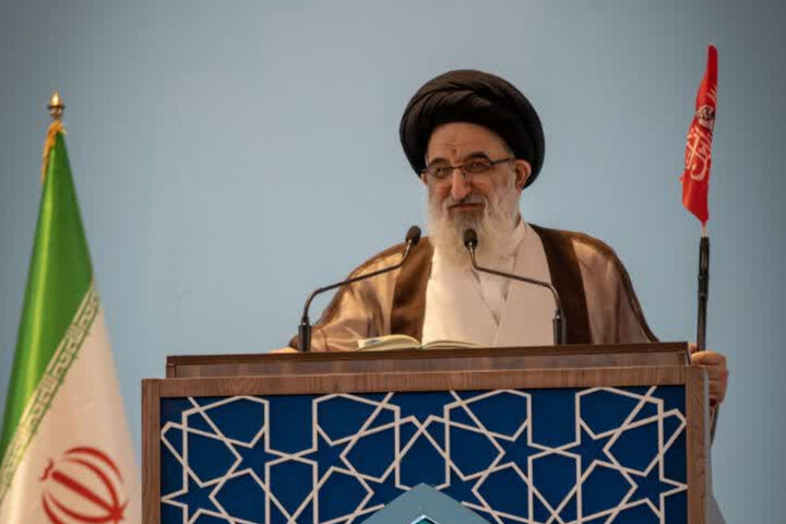 امامان جمعه البرز: امید بدهید، ضعف نه؛ مسئولین آیه یاس نخواهید