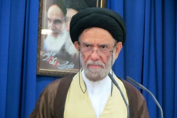 گزارش تحلیلی: امام جمعه دیر: حضور مردم در اجتماعات شبانه مایه دلگرمی رزمندگان است | مهر - کد c97a