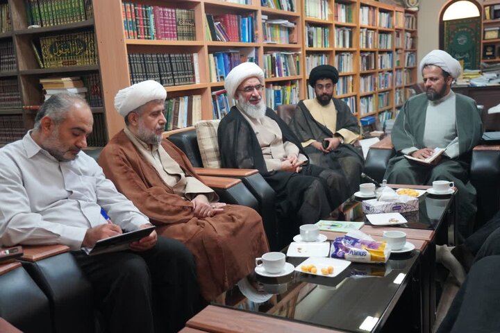 صفایی بوشهری: مسجد تراز اسلامی باید در متن جامعه حضور داشته باشد
