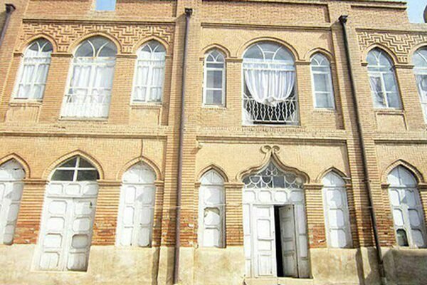 تملک کامل «خانه تاریخی صمصام» در نهاوند