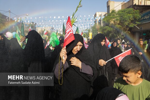 آیین استقبال ورود کاروان نمادین حضرت معصومه (س) به قم