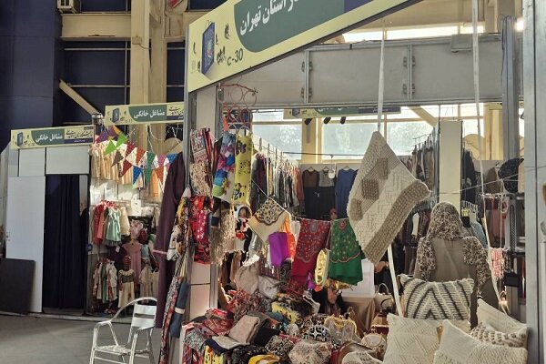 پشت غرفه‌های رنگارنگ، چه خبر است؟ اینجا هر محصول یک قصه دارد