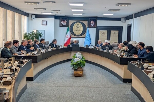 خلیلی: زیرساخت ثبت رسمی آماده است؛ چرا اجرا نمی‌شود؟
