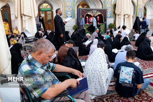 تشرف بیش از ۸۰ زائر اولی یزدی به حرم مطهر امام رضا(ع) 