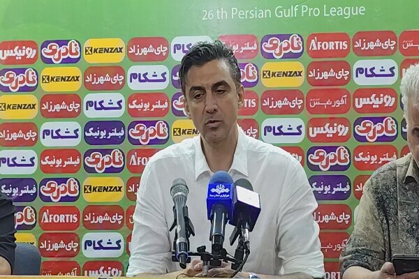 رحمتی: با این مدل نمی‌شود فوتبال بازی کرد