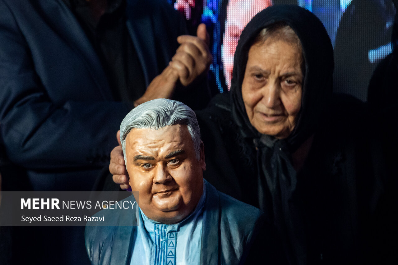 مراسم چهلمین روز درگذشت زندهیاد «اکبر عبدی» مراسم چهلمین روز درگذشت زندهیاد «اکبر عبدی»