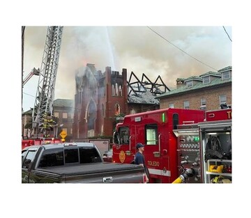 VIDEO: Collapse of St. Agnes Church’s tower in Ohio