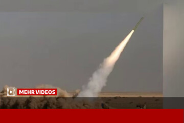 ضرب شست سپاه به ناو هواپیمابر و ناوشکن آمریکایی