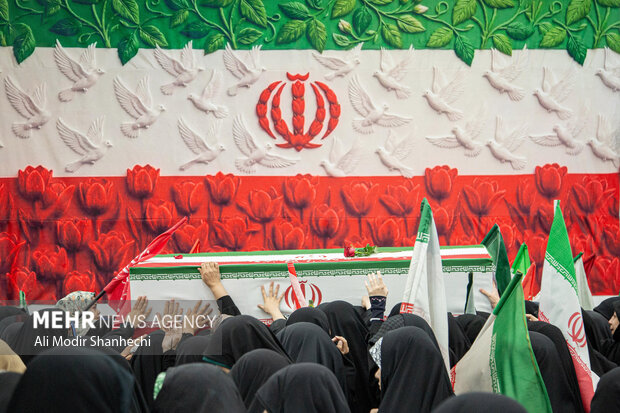 وداع با پیکر شهدای سنگر خیابان در مشهد
