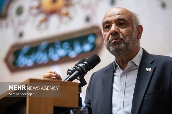 میدری: مسکن کارگری با طرحهای نوآورانه پیگیری جدی میشود میدری: مسکن کارگری با طرحهای نوآورانه پیگیری جدی میشود