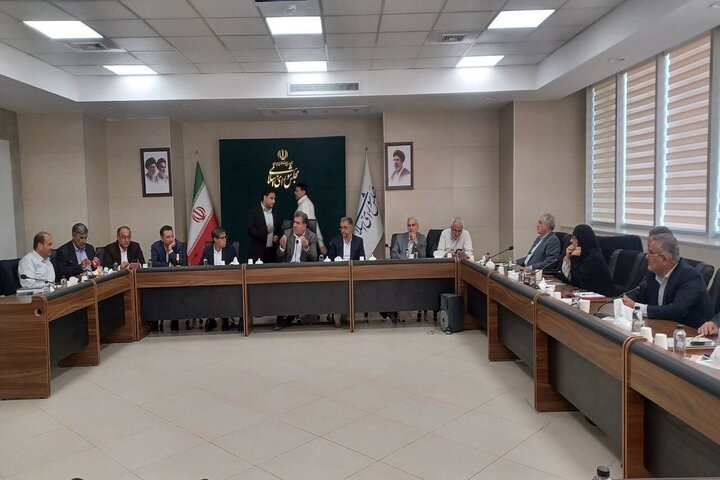 انتخاب نمایندگان کمیسیون اجتماعی مجلس در شوراهای عالی و مجامع