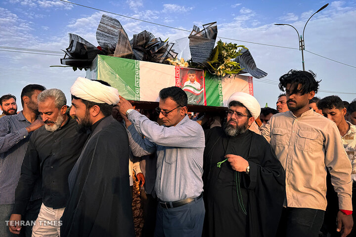 Mass funeral held for victims of US attack on wedding in Kuhestak