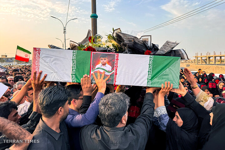 Mass funeral held for victims of US attack on wedding in Kuhestak