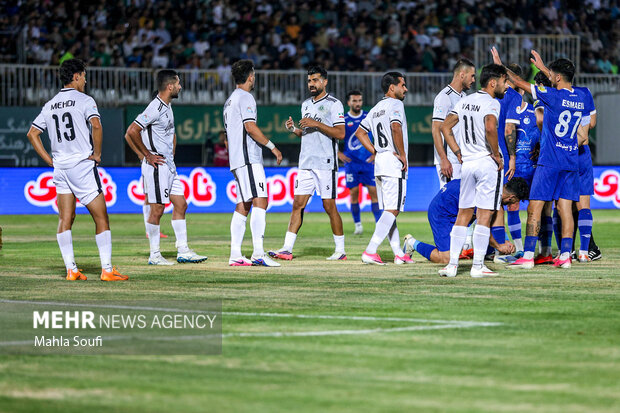 لیگ برتر فوتبال - آلومینیوم و استقلال تهران