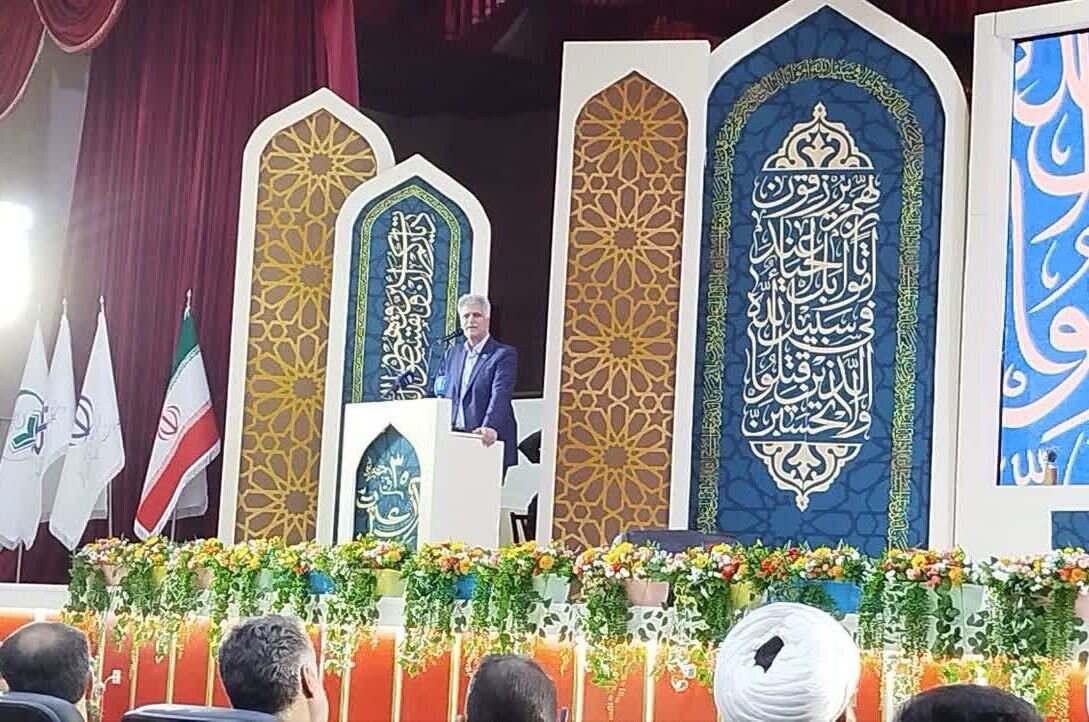 «ترویج ایثار و همدلی» درس قرآن کریم؛ تلاش کادر درمان برای خدمت‌رسانی