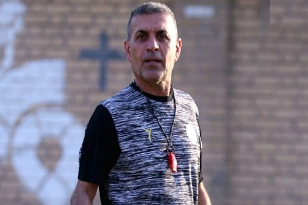 ویسی: بازی با پرسپولیس فرصت طلایی برای اثبات ذوبآهن است