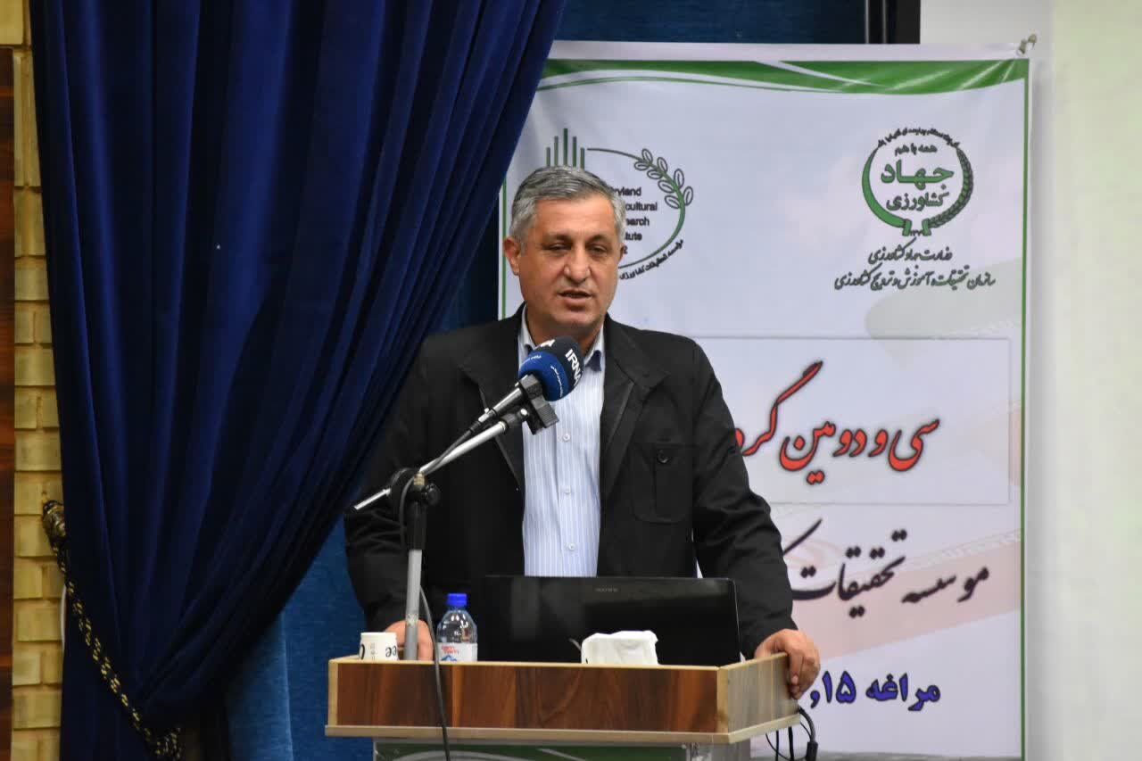 نادری: توسعه کشاورزی دیم در آذربایجان شرقی ضرورت دارد