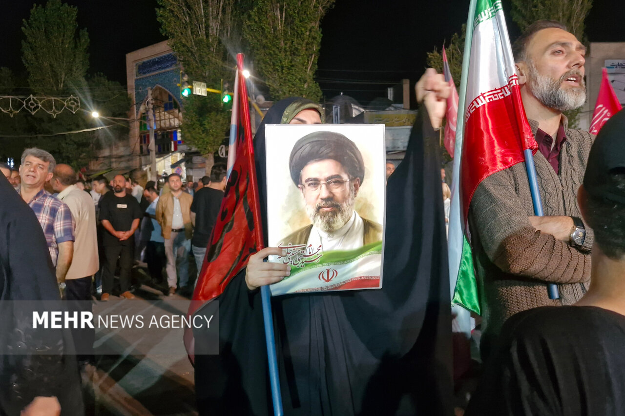 مردم اردبیل بار دیگر پای کار انقلاب آمدند