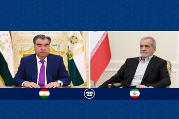الرئيس الايراني يهنئ طاجيكستان بمناسبة الذكرى الخامسة والثلاثين لاستقلالها