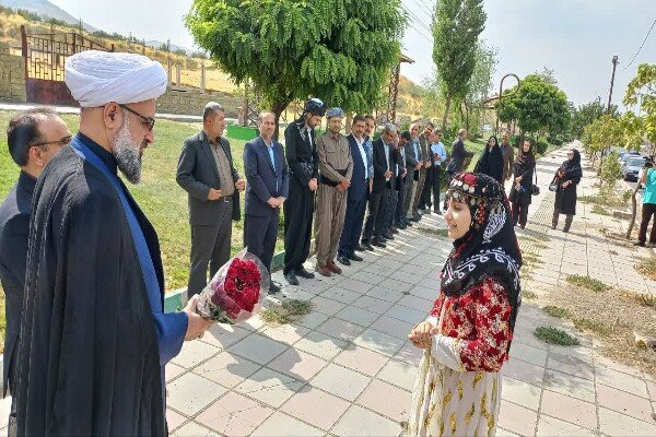 طاهری آکردی: شهدا تمام هستی خود را برای امنیت مردم فدا کردند