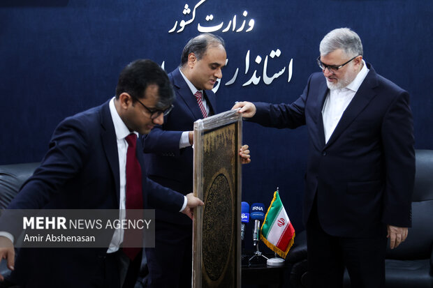 دیدار استاندار تهران با سفیر پاکستان
