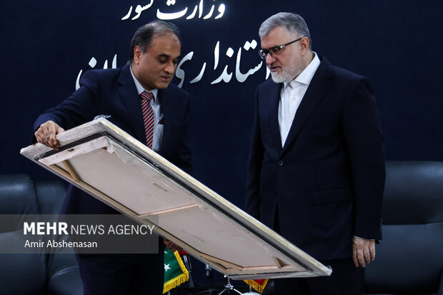 دیدار استاندار تهران با سفیر پاکستان