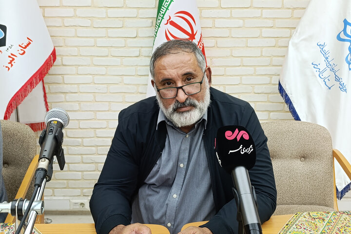 اگر آقای شهید ایران روبهرویتان بود، چه شعری برایشان میخواندید؟