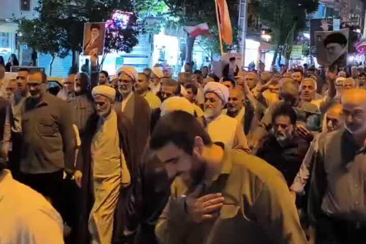 حضور باشکوه مردم نکا در اجتماع شبانه