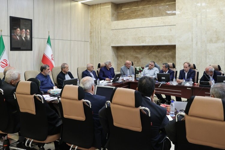 پزشکیان: نمی توان روند بازسازی را با فرآیندهای طولانی اداری دنبال کرد