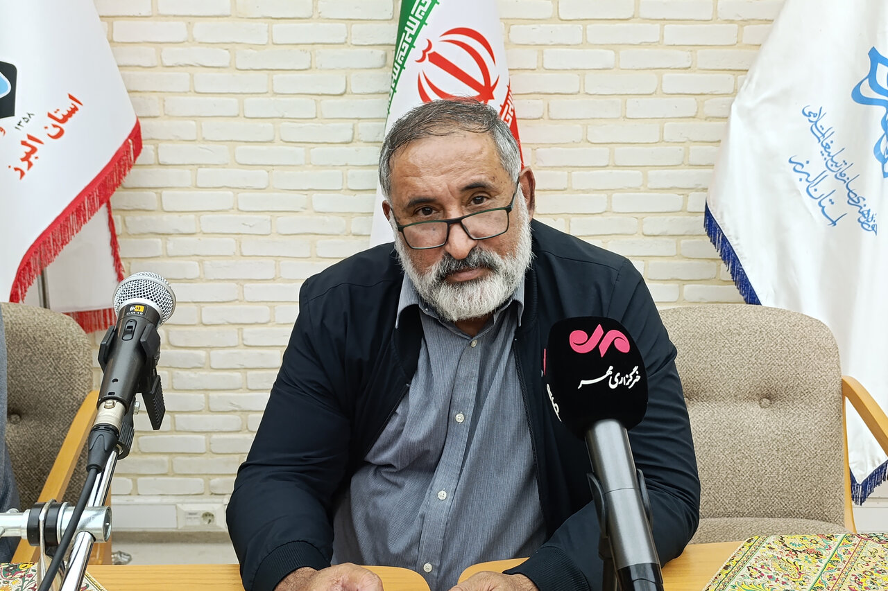 گزارش تحلیلی: انتشار اشعار "آقای شهید ایران"  در مجموعه جهان‌مرد | مهر - کد 8590