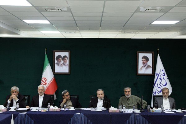 شروط ایران برای بازگشایی تنگه هرمز با حضور عراقچی بررسی شد