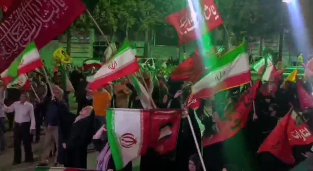 Pro-Islamic Establishment rallies in Garmsar