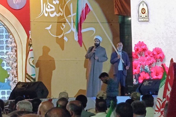 راوی خاطرات شهدا: آخرالزمان نیازمند جهاد شبانه‌روزی است