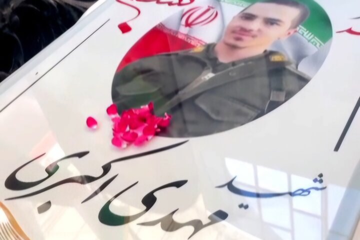 شهید «مهدی اکبری»؛ سربازی که روز تولدش شهید شد