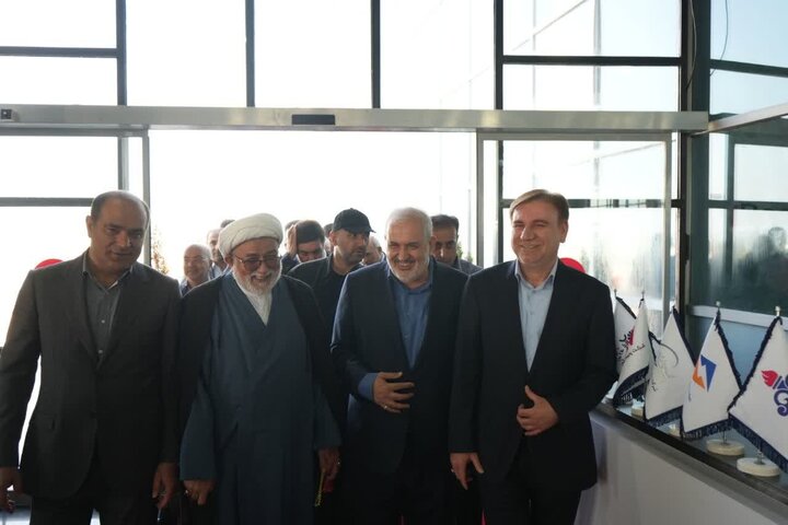 وزیر نیرو وارد استان بوشهر شد وزیر نیرو وارد استان بوشهر شد