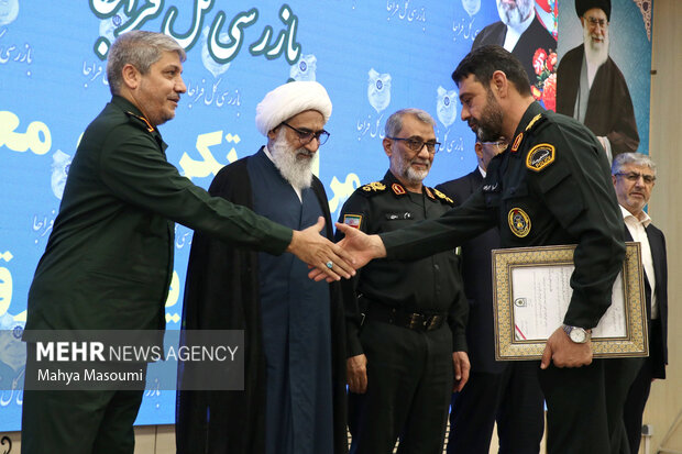 تودیع و معارفه فرمانده جدید انتظامی شرق استان تهران