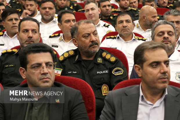 تودیع و معارفه فرمانده جدید انتظامی شرق استان تهران