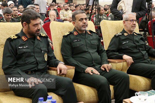 تودیع و معارفه فرمانده جدید انتظامی شرق استان تهران