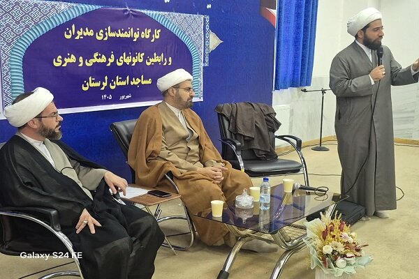 کانون‌های مساجد نقش مهمی در احیای کارکردهای مساجد دارند