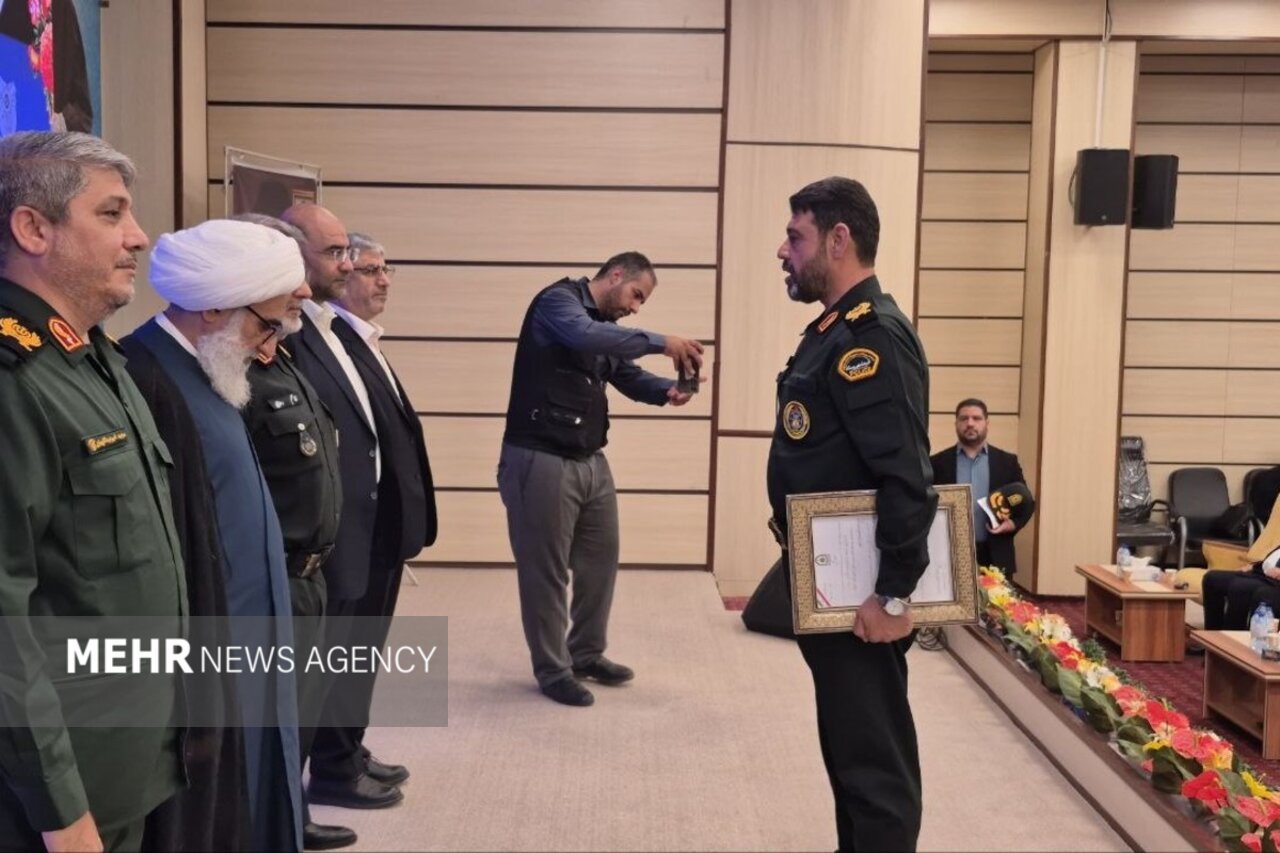 بررسی جامع: امیریان جایگزین القاصی‌مهر در فرماندهی انتظامی شرق تهران شد | مهر - کد 3ef0