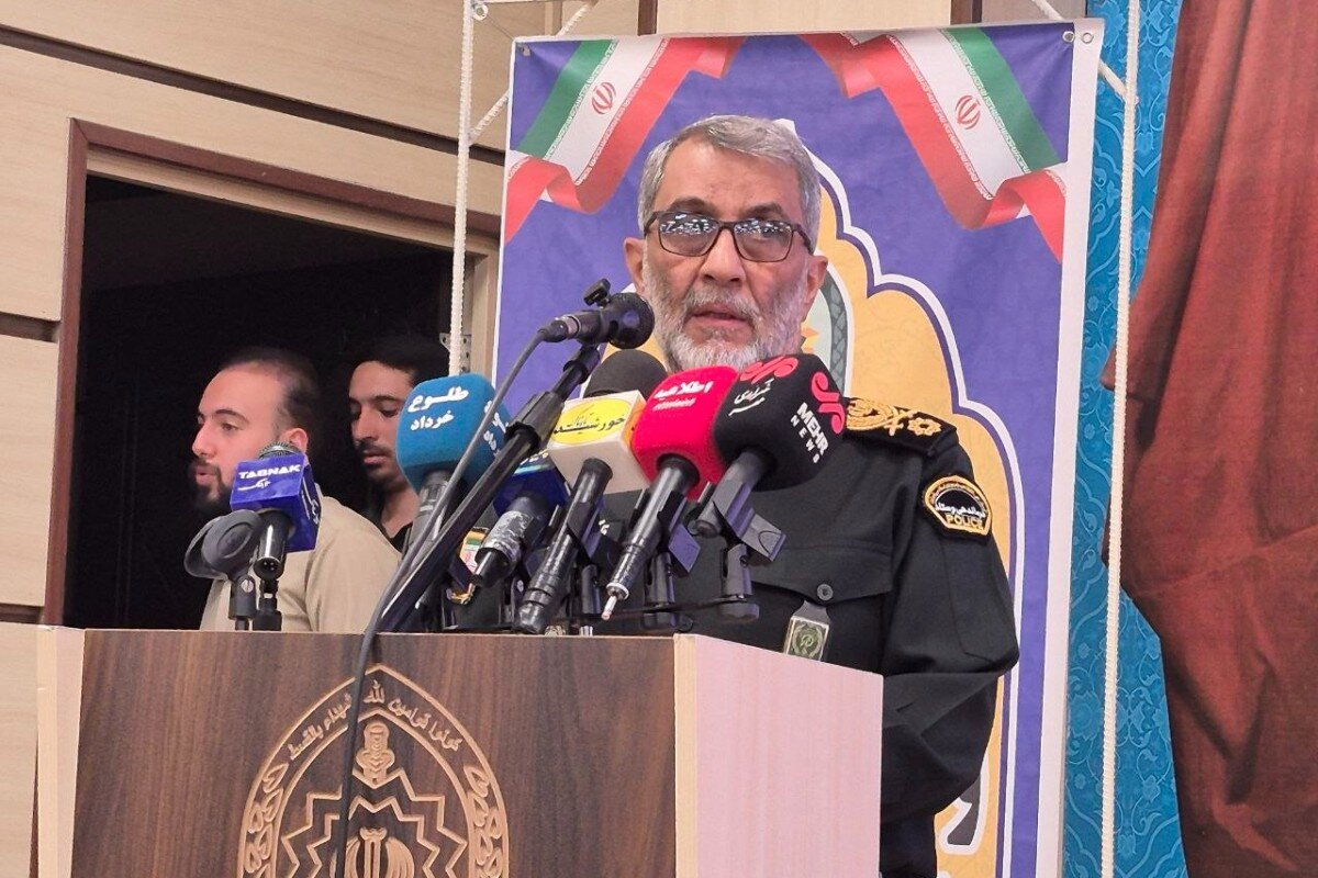 جانشین فراجا: اراذل و اوباش بدانند «شمشیر پلیس» بالای سر آنان است