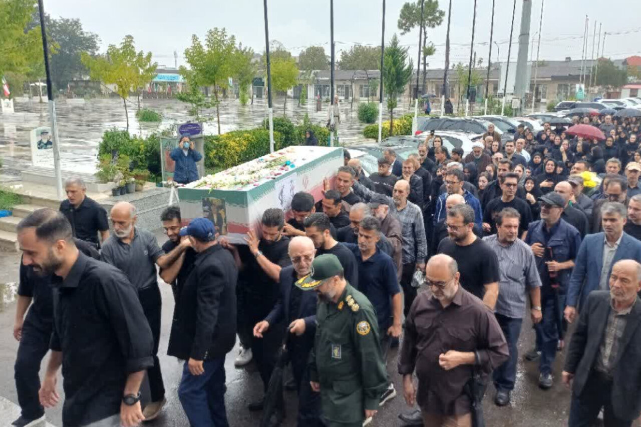 پیکر جانباز ۷۰ درصد در رشت تشییع و به خاک سپرده شد پیکر جانباز ۷۰ درصد در رشت تشییع و به خاک سپرده شد