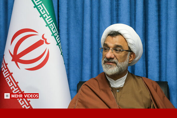 خسروپناه: اختلاف میان نهاد رهبری و بسیج اساتید باید درون خودشان حل شود