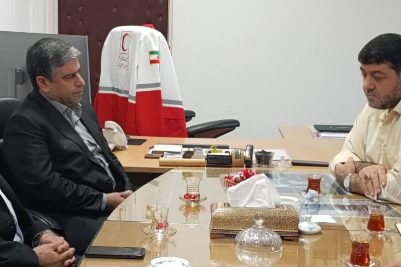 نوسازی ناوگان امدادی و تقویت تجهیزات هلال احمر اردبیل پیگیری می‌شود